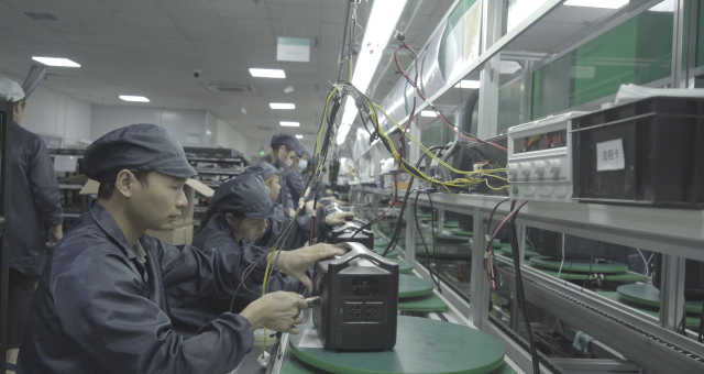 南方观察 深圳新能源品牌出海火热，开启稳经济时期“双碳”黄金赛道